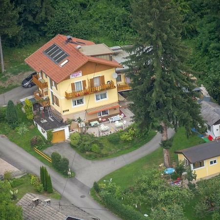 Fruehstueckspension Blasge Bodensdorf Eksteriør billede